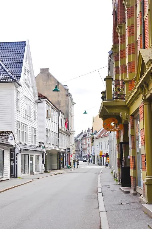 Bergen Budget Hotel 2*,